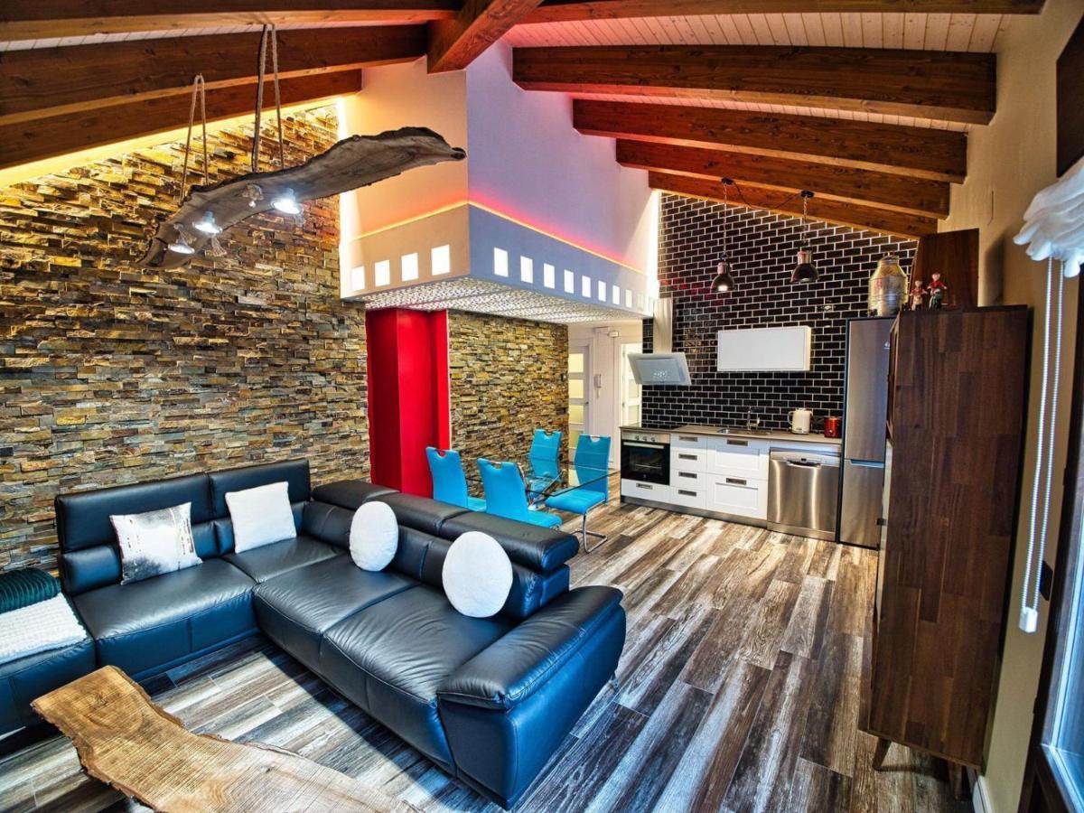 Apartamentos Valle De Ordesa-톨라 외부 사진