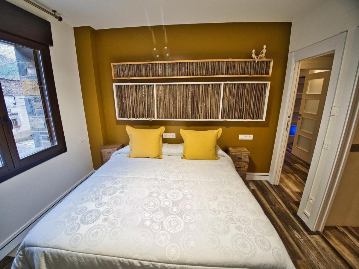Apartamentos Valle De Ordesa-톨라 외부 사진